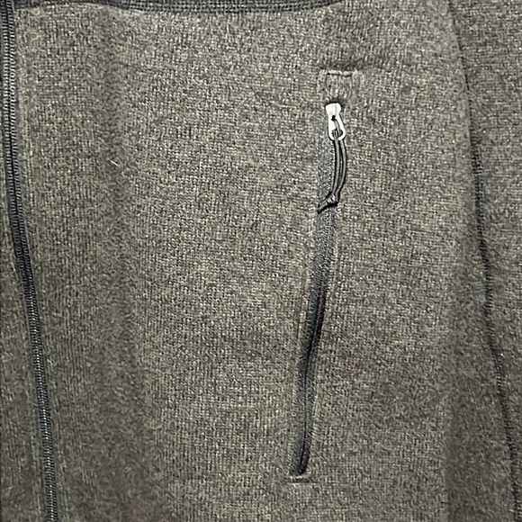 The North Face Men’s charcoal Grey Fleece Winter Zip Up Sweater Size XL - Picture 7 of 16
